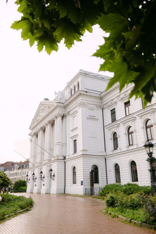 rathaus altona hamburg